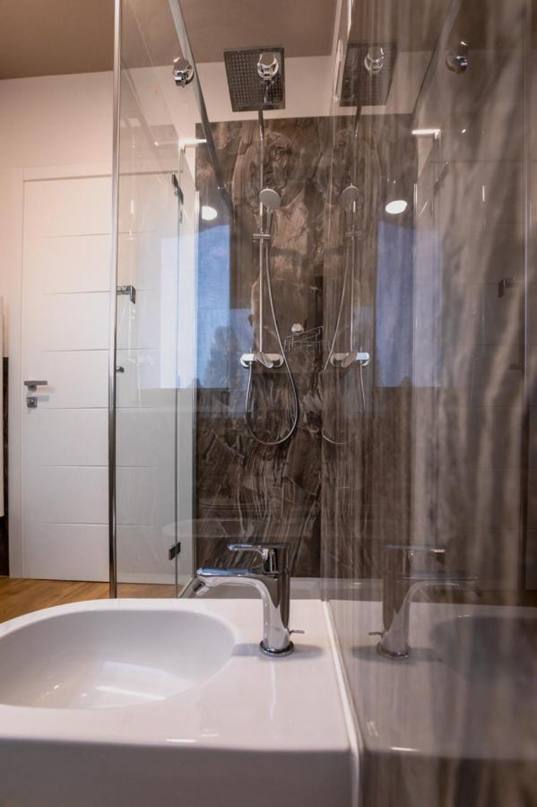 B&B Quattro Stagioni Charme And Wellness Besnate Kültér fotó